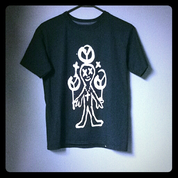Custom alien tee 666 peace 3