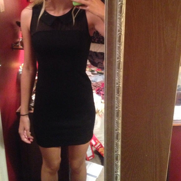 Black collared Forever 21 dress