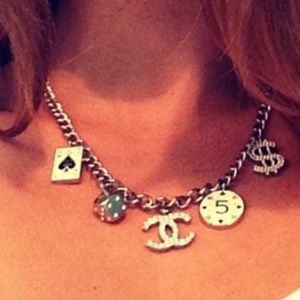 💯 Authentic LIMITED EDITION Chanel necklace.