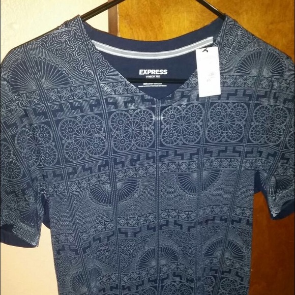 Express t-shirt
