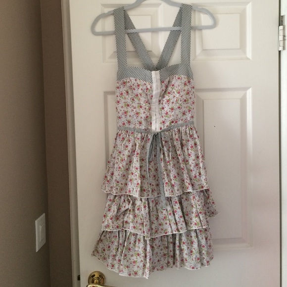 Flower layered dress