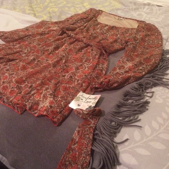 Dress - Picture 2 of 4