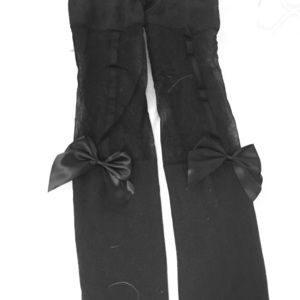 Tights with bows