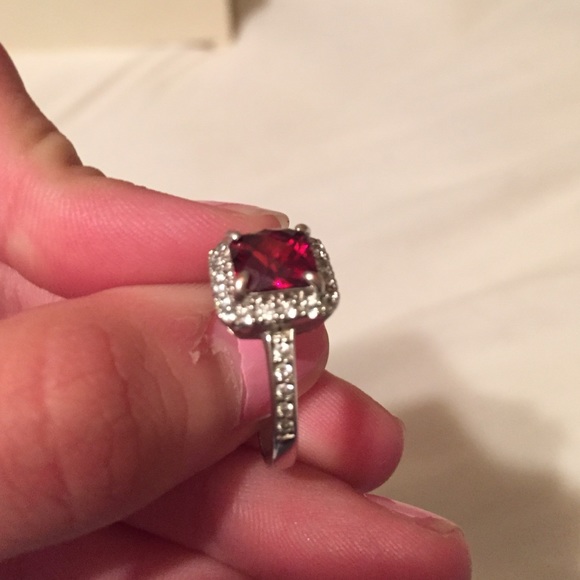 Ring - Picture 2 of 2