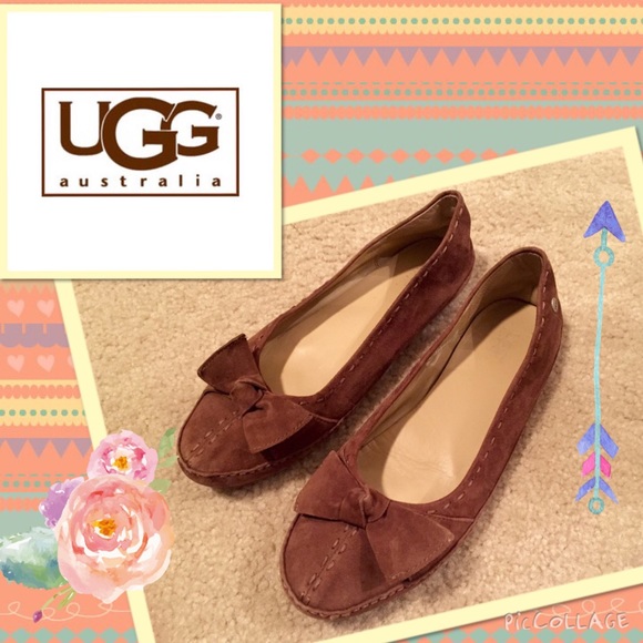 🎀UGG Flats🎀 size 9.5