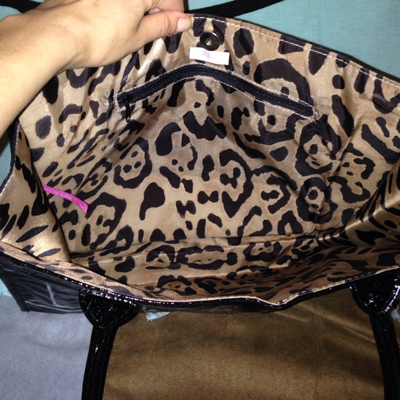 💕RARE💕VS TOTE/HANDBAG LIKE NEW - Picture 3 of 4