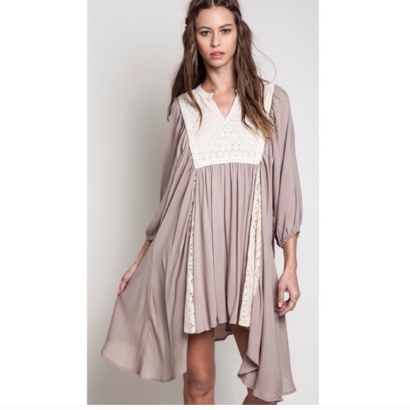LATTE LACE PANEL TUNIC DRESS