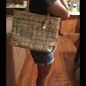 Graffiti style coach bag! Super cute!