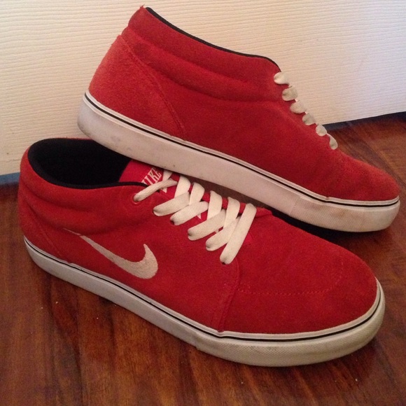 Red & white casual Nikes - Picture 1 of 4