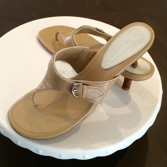 EUC Liz Claiborne Tan Sandals