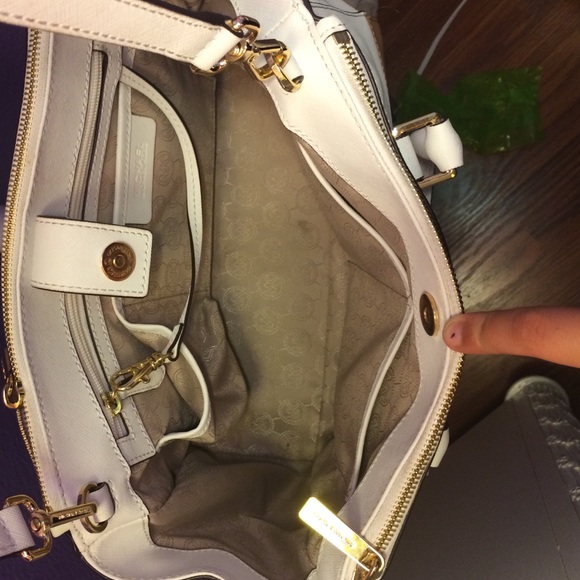 not available - Picture 2 of 3