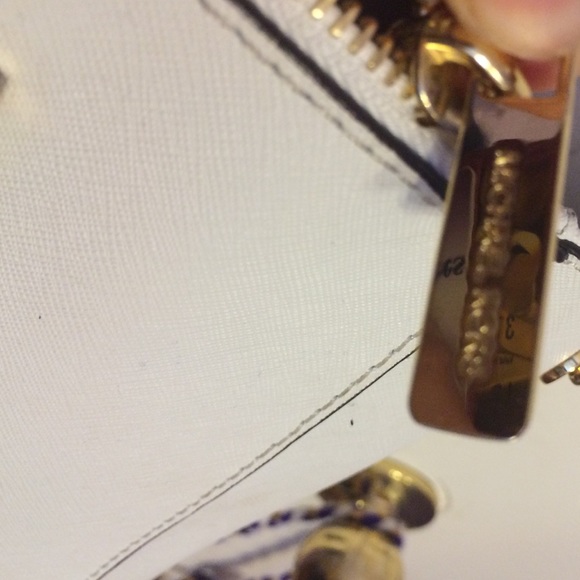 not available - Picture 3 of 3