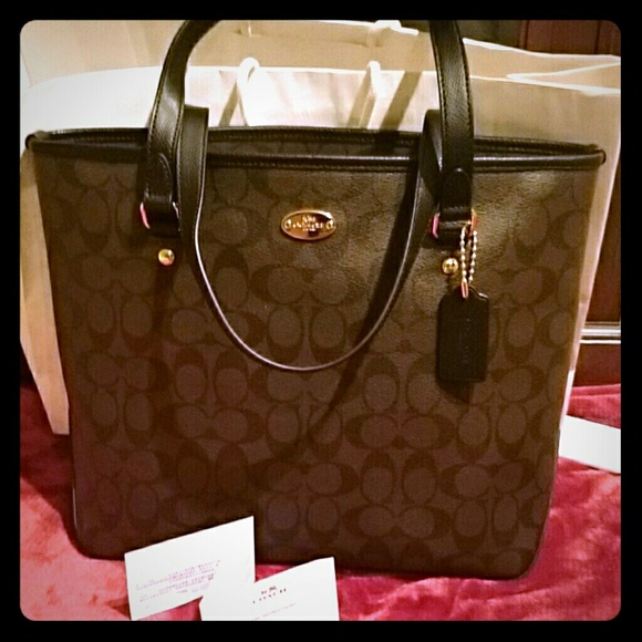 Final price!Coach tote!