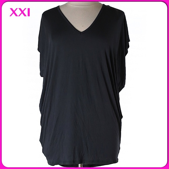 Forever 21 Tops - 🌸Charcoal Gray Viscose XXI Top🌸