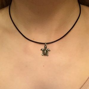 turtle choker