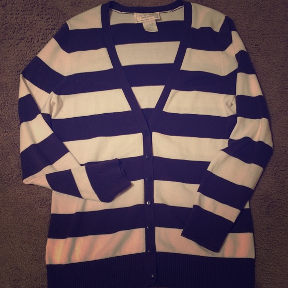 Navy blue and white stripe cardigan.