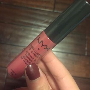 NYX matte lip cream