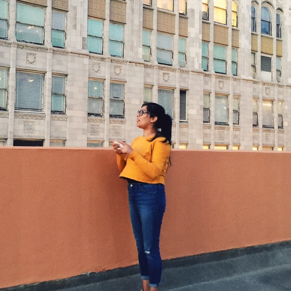 🌿💥HP💥ZARA mustard yellow long sleeve Croptop - Picture 3 of 3