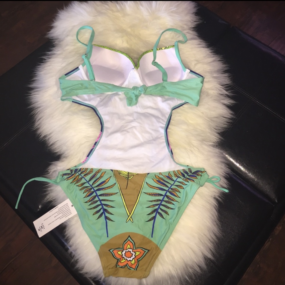 swimsuit Diamond Monokini Very Trendy - Picture 2 of 6