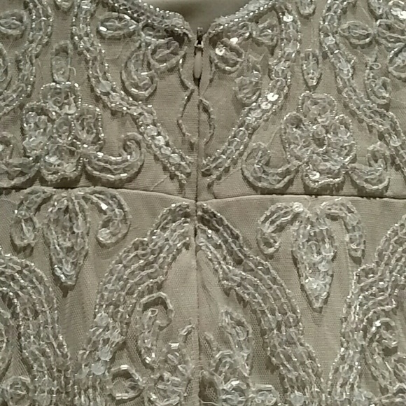 Beaded Ivory ladies short sleeve layered dress - Picture 2 of 3