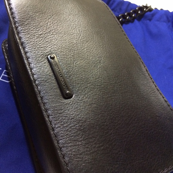 🎉Host Pick🎉black mini love crossbody bag - Picture 3 of 4