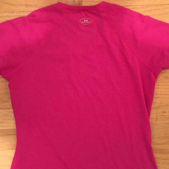 Hot pink Heatgear loose short sleeve shirt - Picture 2 of 2