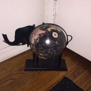 Elephant Globe