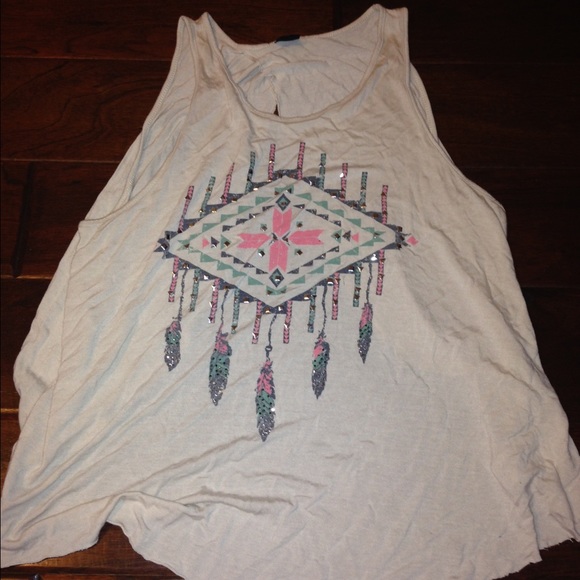 Super cute tribal top