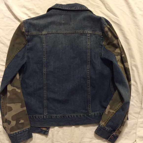 denim jacket - Picture 3 of 4
