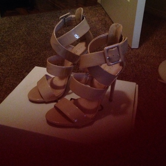 Nude Aldo Heels