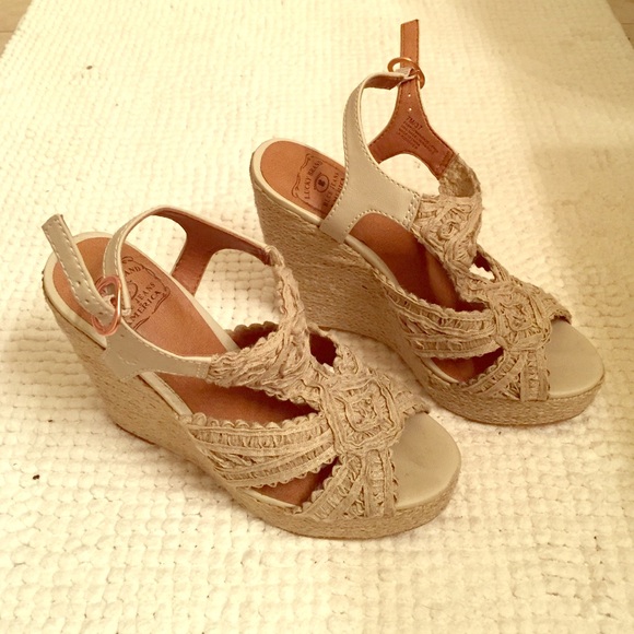 Lucky Brand Macrame platform wedge sandals SZ 7