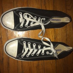 Black converse