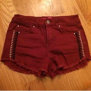 Red shorts high waisted