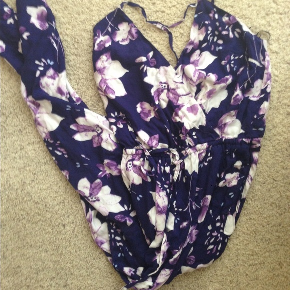 LF jumpsuit size xs/s