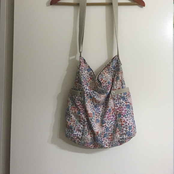 Flowered canvas tote
