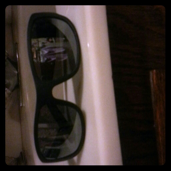 Foster grant polarized sunglasses
