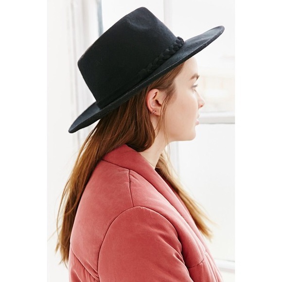Wool Hat with Braided Detail