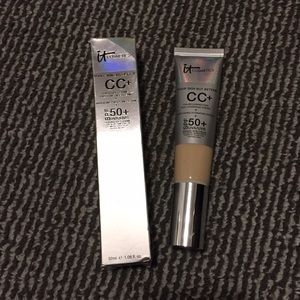 It cosmetic cc cream light