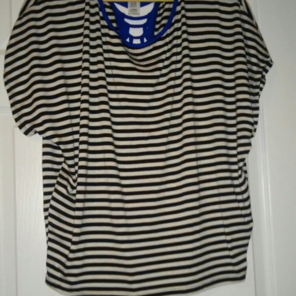 Sassy boutique top, 2 cute !!!!!!