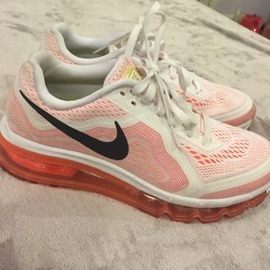 Nike AirMax's almost new condition