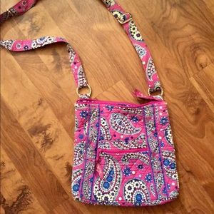 Crossbody Vera Bradley bag