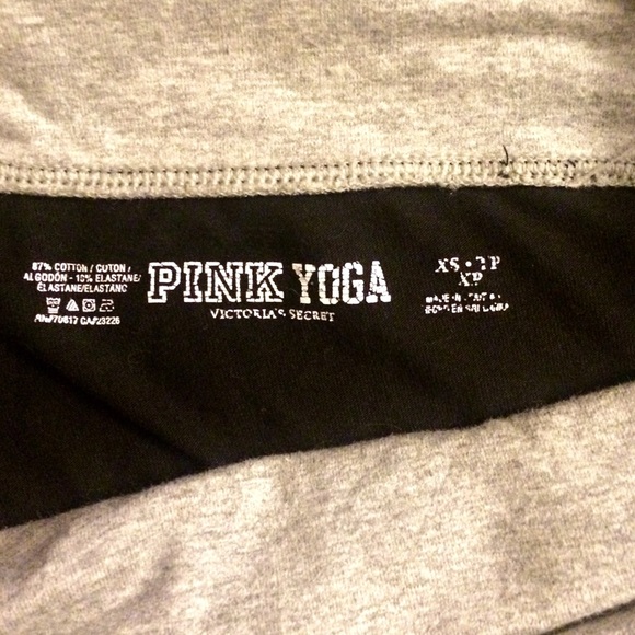 VS yoga capris - Picture 4 of 4
