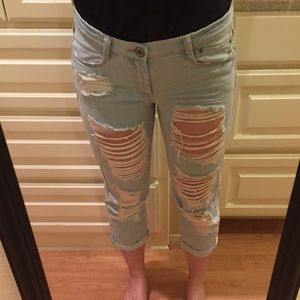 Light blue distressed boyfriend jeans :)