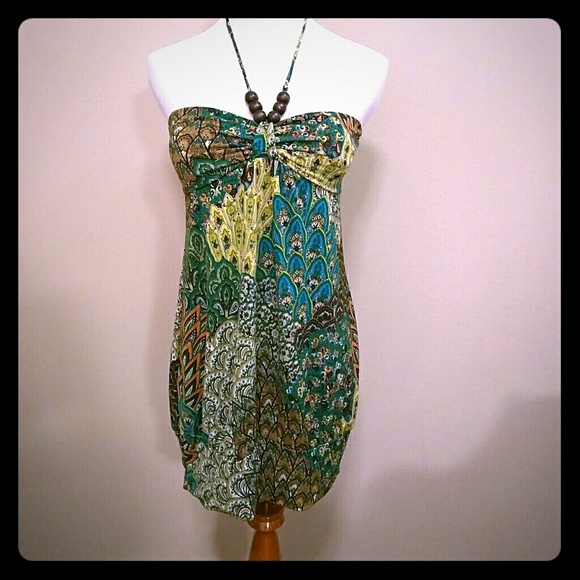 Printed halter.