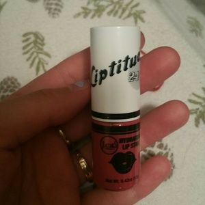 Liptitude 24/7 hydrating lip stain