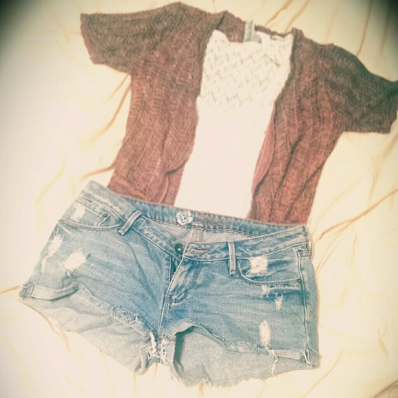 Bullhead jean shorts