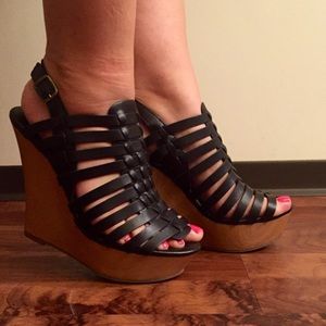 Strappy black wedges