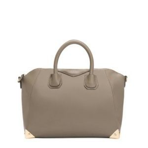 JUSTFAB/SHOEDAZZLE *TASTEMAKER*