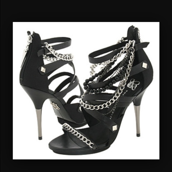 Looking for rock and republic Romy Sandal