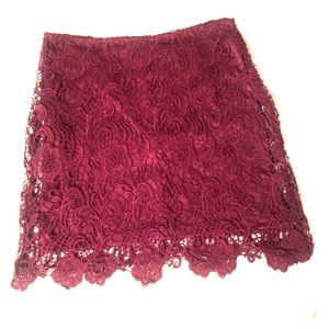 Lace skirt